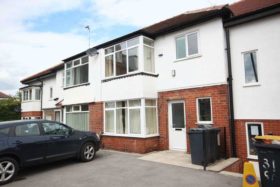 1 bedroom Detached t...